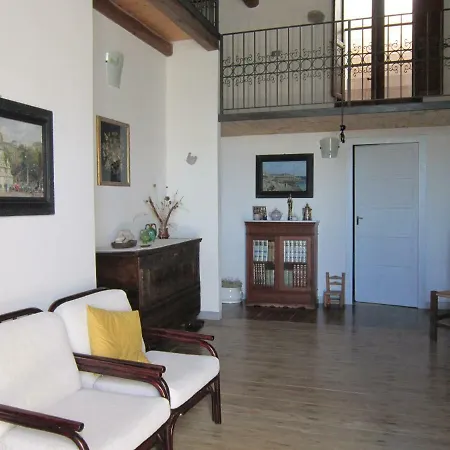 Villa Tonnara Larco